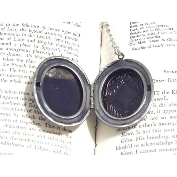 COPY - Angel Guardian Antique Silver Locket Neckl… - Picture 5 of 5